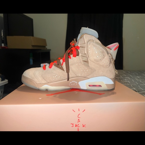 travis scott british khakis